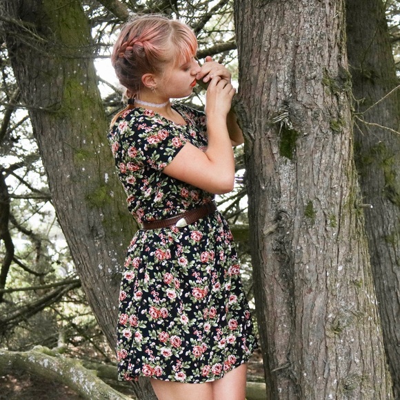 SOLD ON DEPOP - Picture 5 of 8